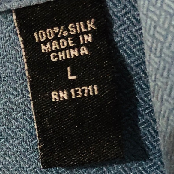 Brandini 100% Silk Blue Button Up Shirt Size Large - Picture 3 of 4